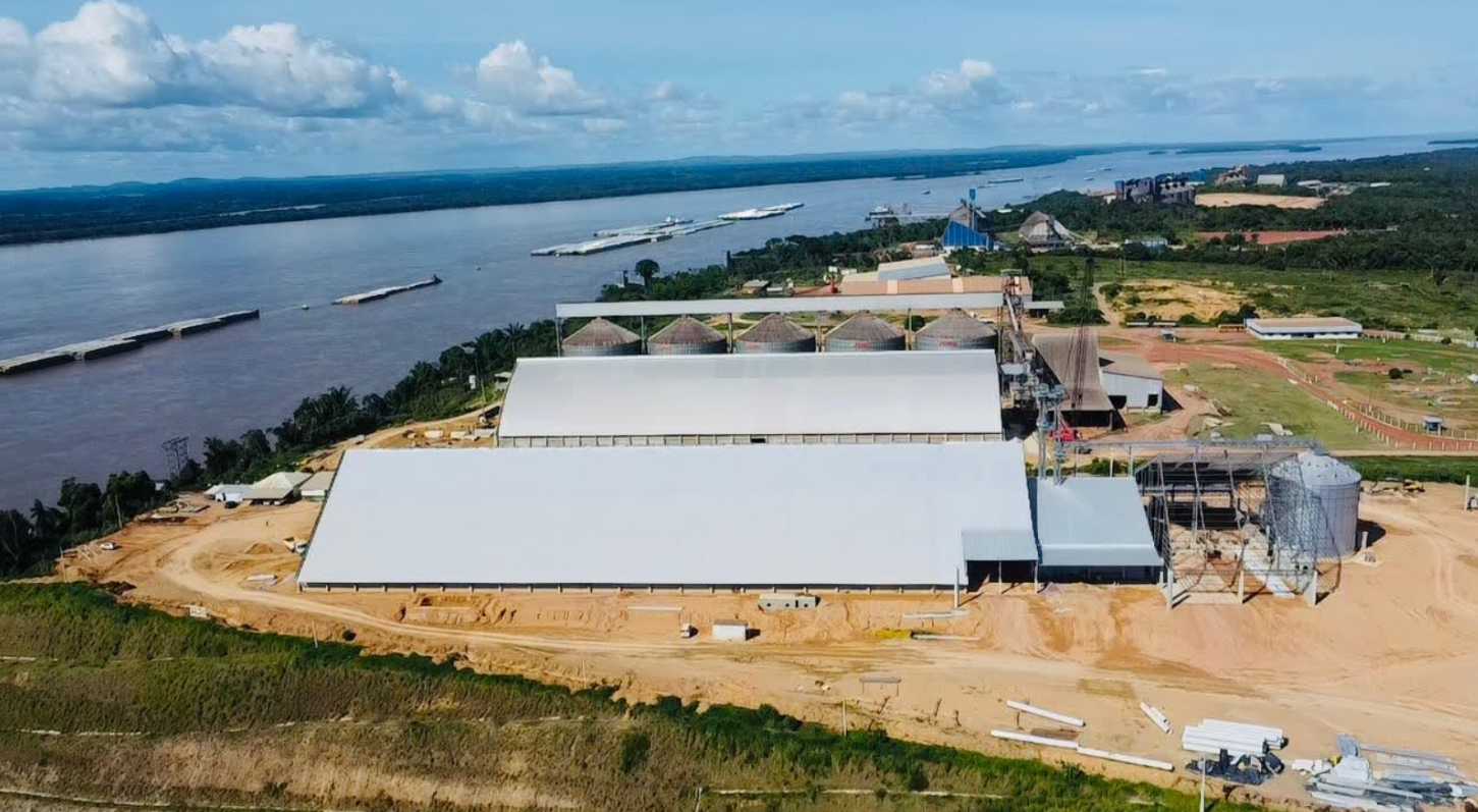 Grande armazém de grãos — Bertuol • Projetos de terraplenagem e drenagem
