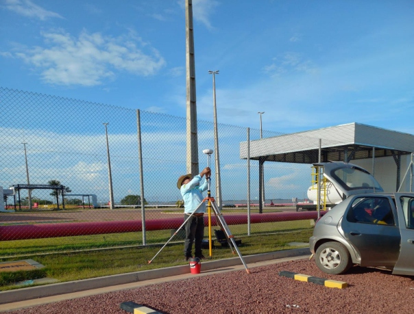 Levantamento com GPS RTK — ATEM Distribuidora