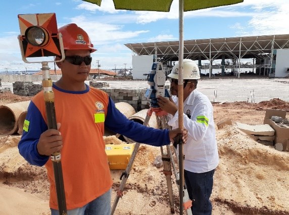 Construção do Hidroviário — Santarém – PA